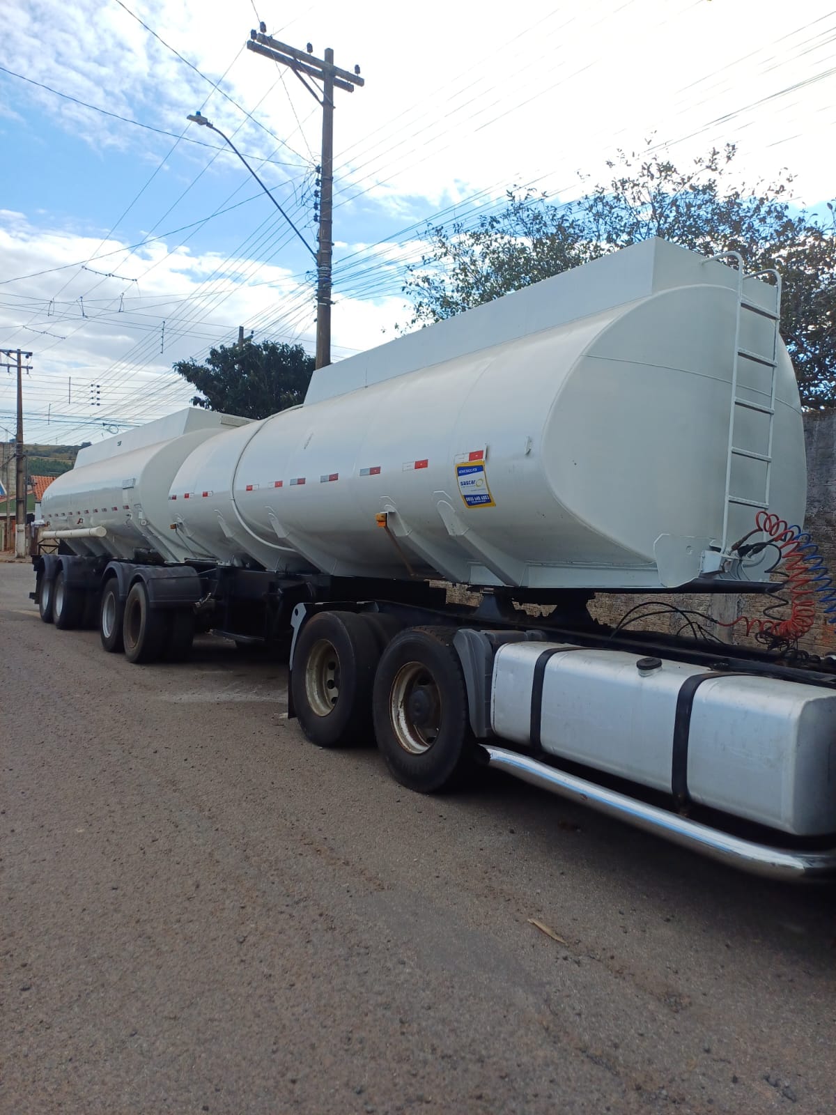 WhatsApp Image 2025-11-21 at 11.34.29 (1).jpeg